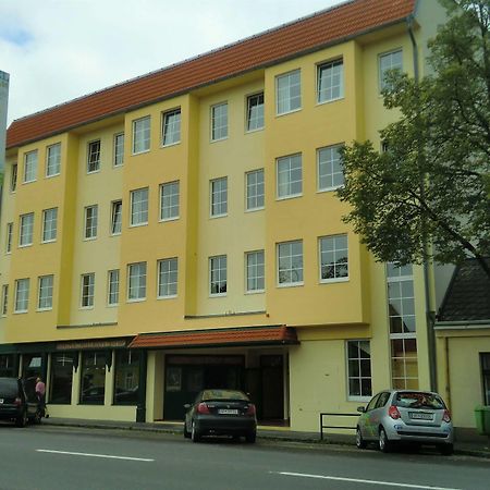 Stadthotel Deutsch Wagram Exterior foto